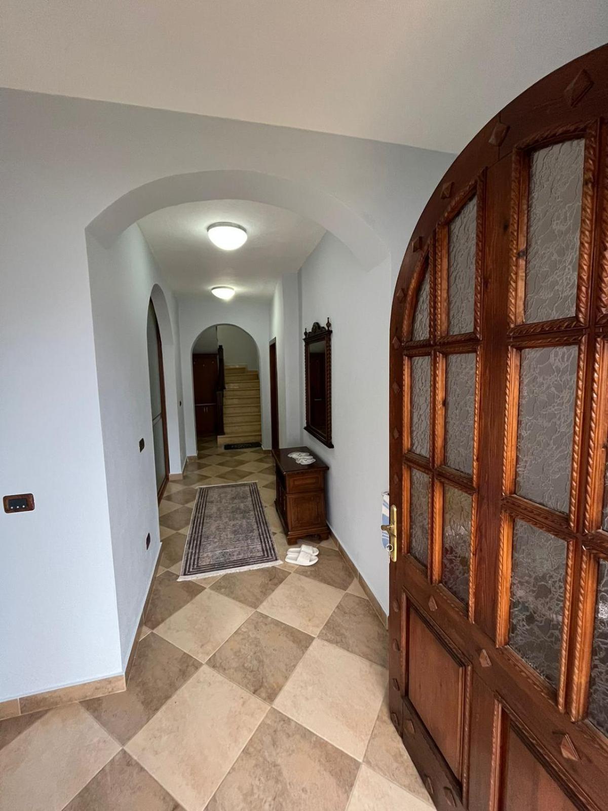 Vila Taga Guesthouse Kruje Exterior photo